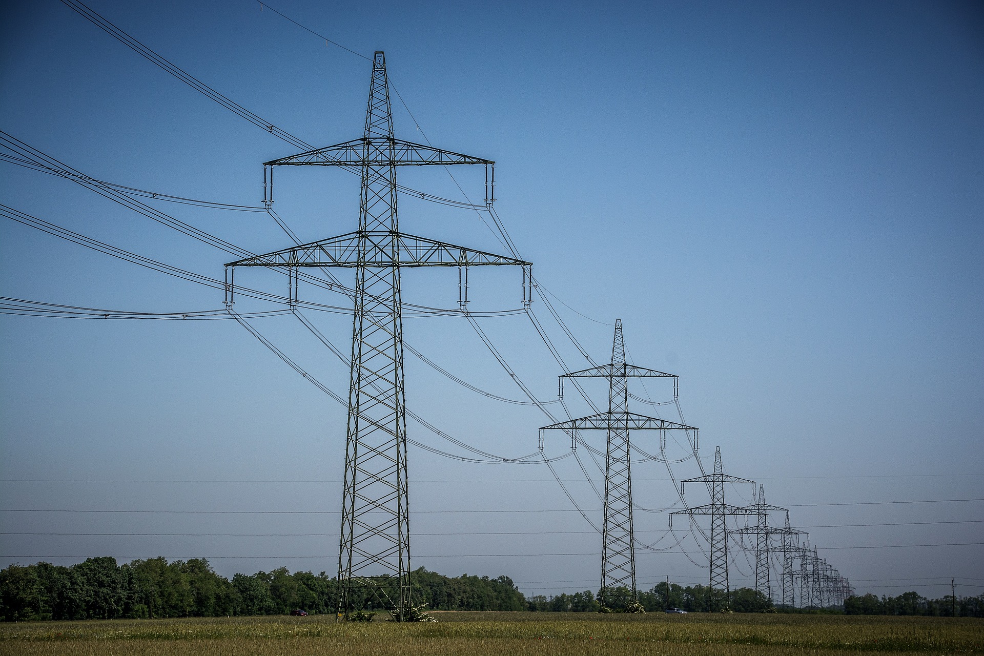 power-lines-804880_1920