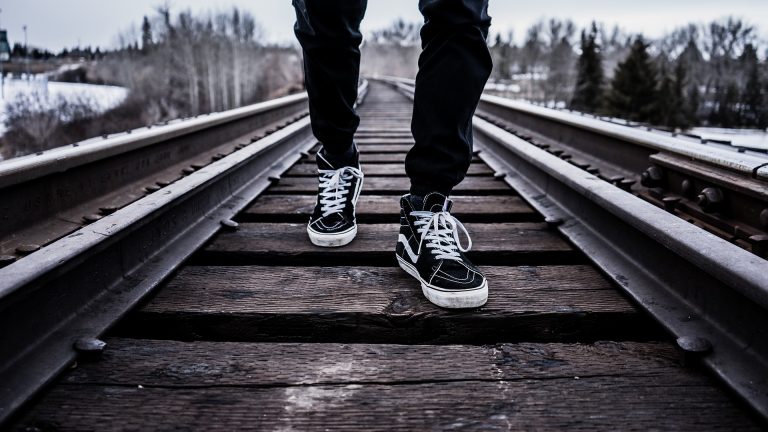 shoes-1245920_1920