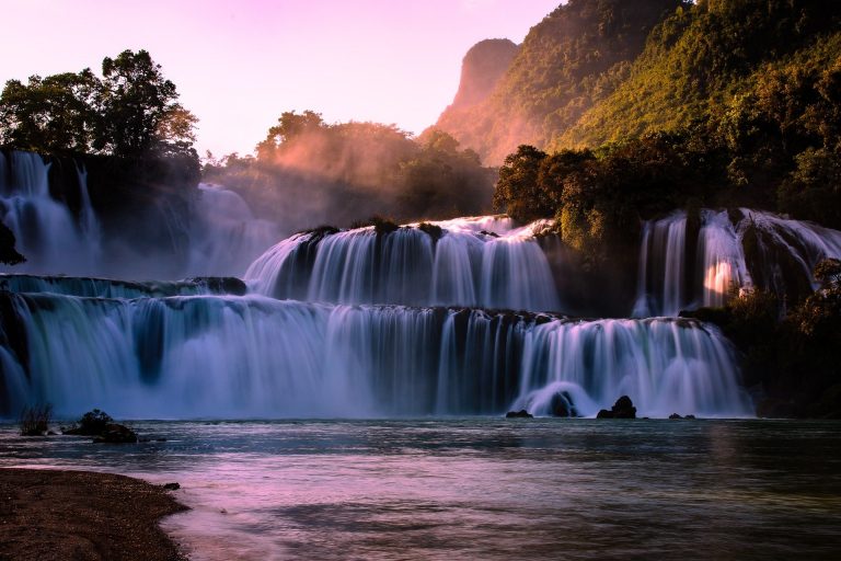 gioc-village-waterfall-g2bec3d6e2_1920