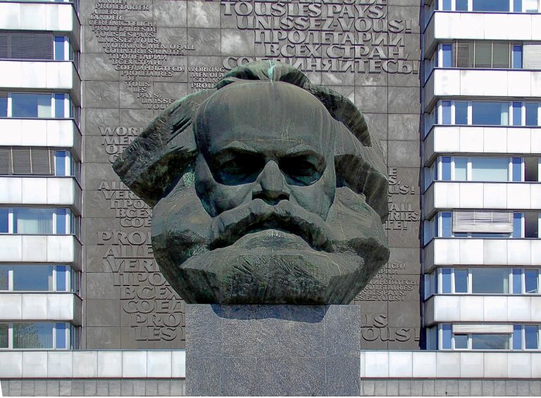 karl-marx-ensemble-g82e301ebc_1920