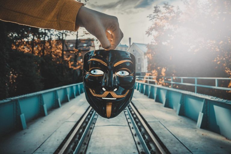 mask-g01e354dee_1920