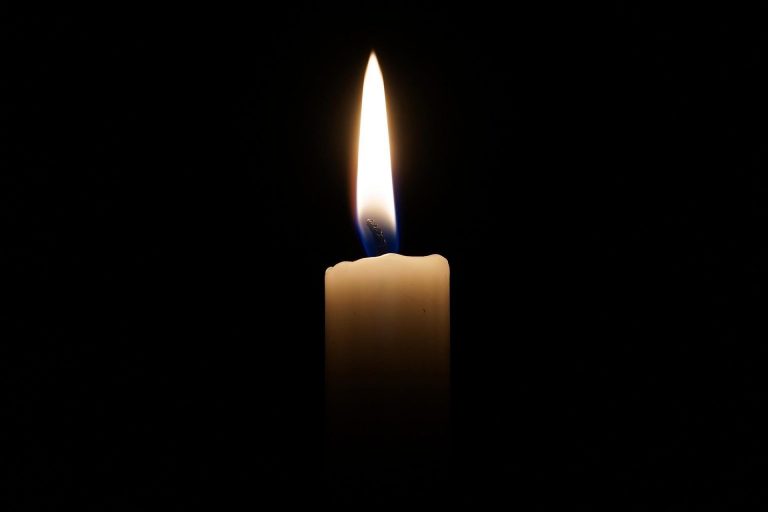 candle-g8e84c956c_1920