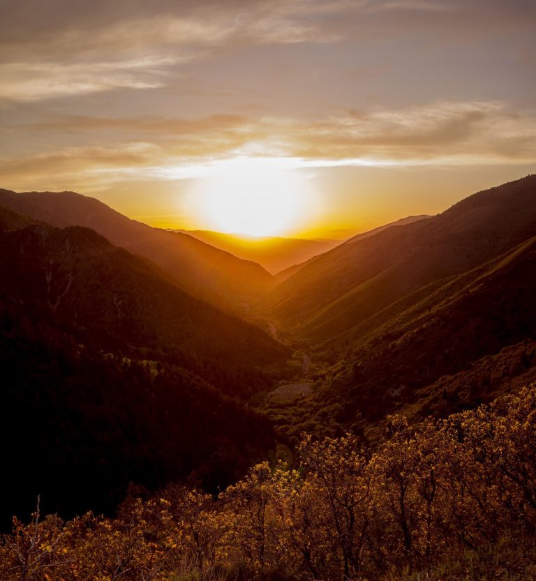 sunset-gb5f571994_1920